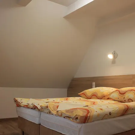 U Tomka 2, Warszawska 3* Mikołajki